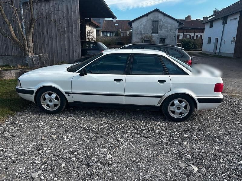 Gebraucht Audi 80 90 PS (66 kW) 1993 Weiß Limousine