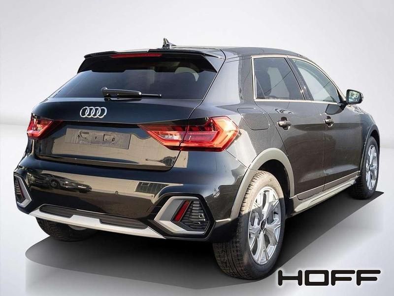 Gebraucht Audi A1 Basis 116 PS (85 kW) 2025 Mythosschwarz metallic Kleinwagen