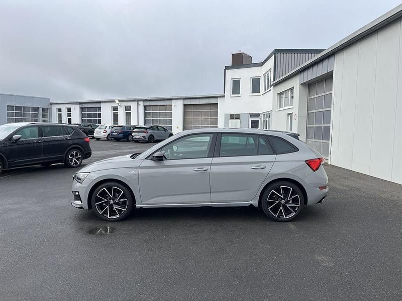 Gebraucht Skoda Scala Monte Carlo 150 PS (110 kW) 2021 Steelgrau Kleinwagen