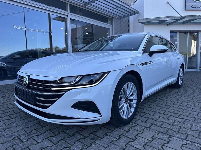 Gebraucht VW Arteon Elegance 150 PS (110 kW) 2021 Pure white Kombi