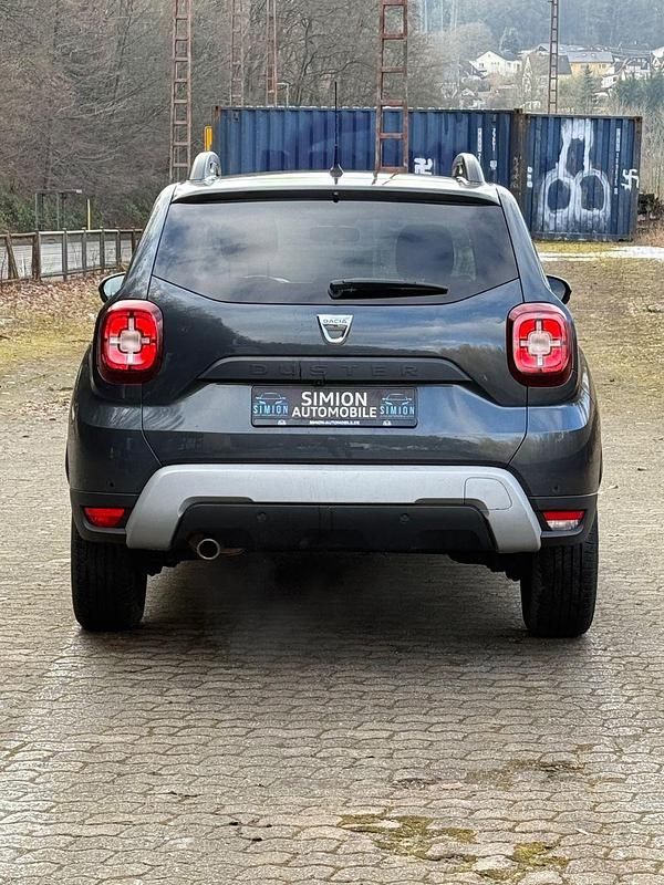 Gebraucht Dacia Duster Prestige 131 PS (96 kW) 2019 Grau SUV