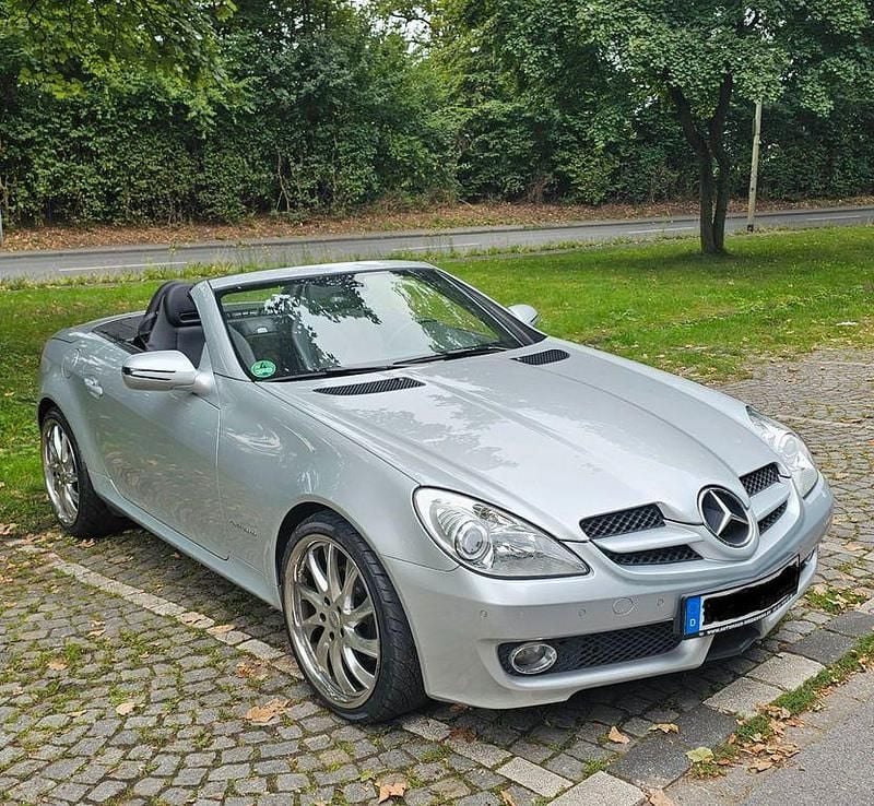 Silber Gebraucht 2008 Mercedes SLK200 Cabrio | 9.999 € (Fairer Preis) - Bild 1/4