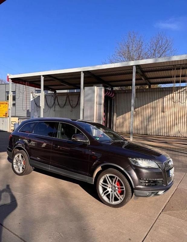 Schwarz Gebraucht 2011 Audi Q7 S-Line SUV | 11.500 € (Superpreis) - Bild 1/4