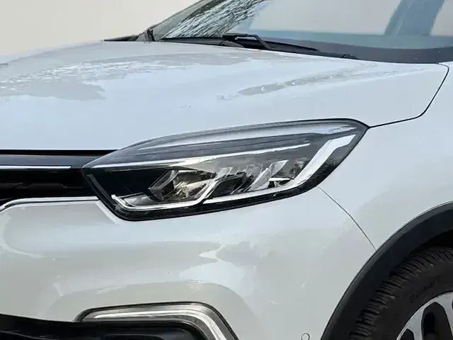 Gebraucht Renault Captur 90 PS (66 kW) 2019 Weiss qnc + schwarz SUV