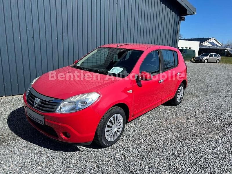 Gebraucht Dacia Sandero Lauréate 75 PS (55 kW) 2009 Rot Limousine