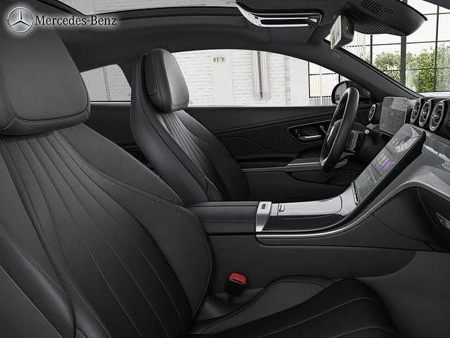 Gebraucht Mercedes CLE220 AMG 197 PS (144 kW) 2025 Manufaktur lack manufaktur alpin Coupé