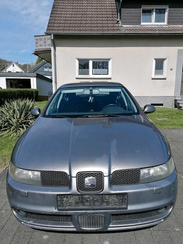 Gebraucht Seat Leon 150 PS (110 kW) 2005 Grau Kleinwagen