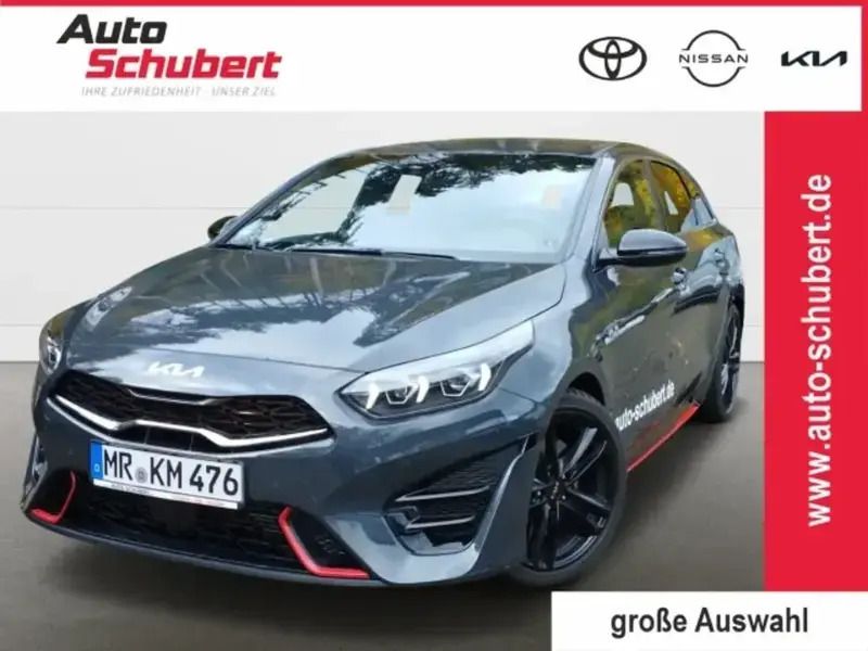 Grau Gebraucht 2023 Kia ProCeed 2 Kleinwagen | 33.860 € (Etwas zu teuer) - Bild 1/3
