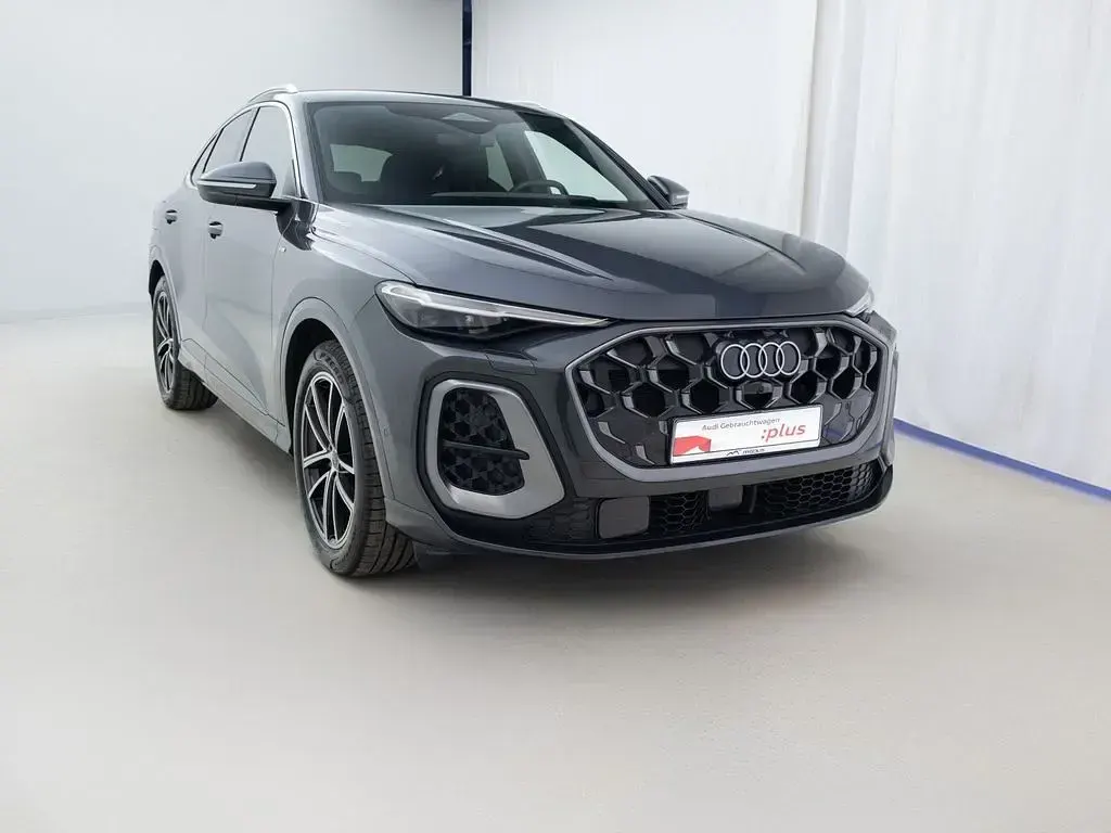 Gebraucht Audi Q5 Sportback S-Line 204 PS (150 kW) 2025 Grau SUV