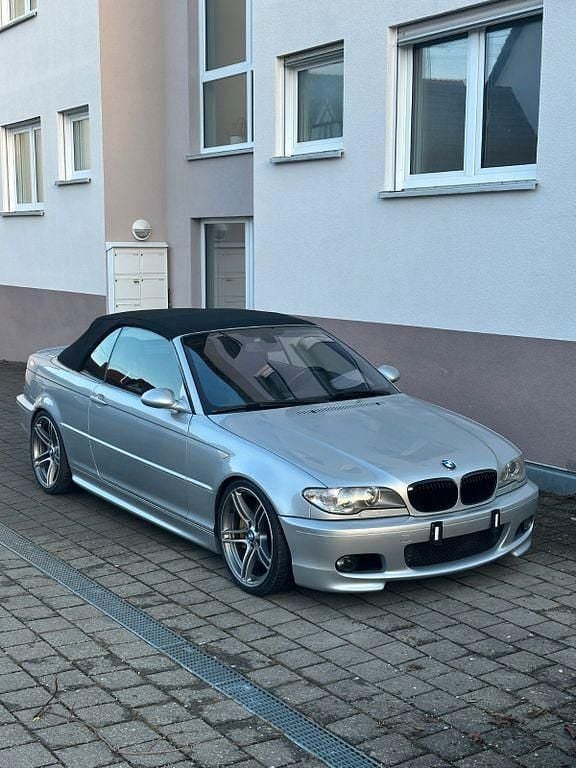 Gebraucht BMW 330 Cabriolet Performance 204 PS (150 kW) 2006 Silber Cabrio