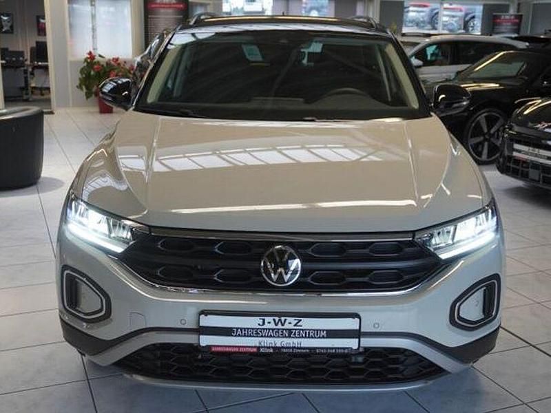 Gebraucht VW T-Roc Life 116 PS (85 kW) 2024 Grau SUV