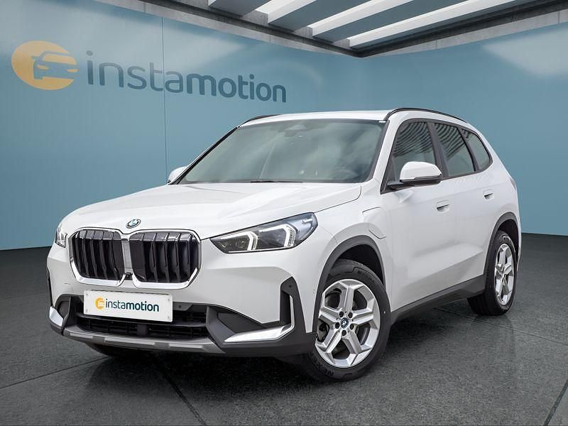 Weiß Gebraucht 2024 BMW X1 SUV | 41.749 € (Guter Preis) - Bild 1/4