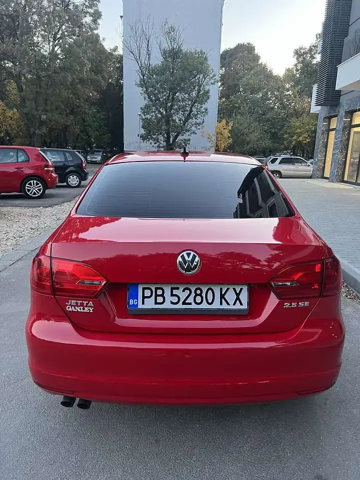 Używany VW Jetta Sport 170 KM (125 kW) 2012 Sedan/Limuzyna