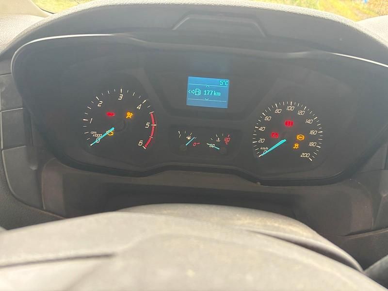 Gebraucht Ford Transit 125 PS (91 kW) 2015 Rot Van / Kleinbus