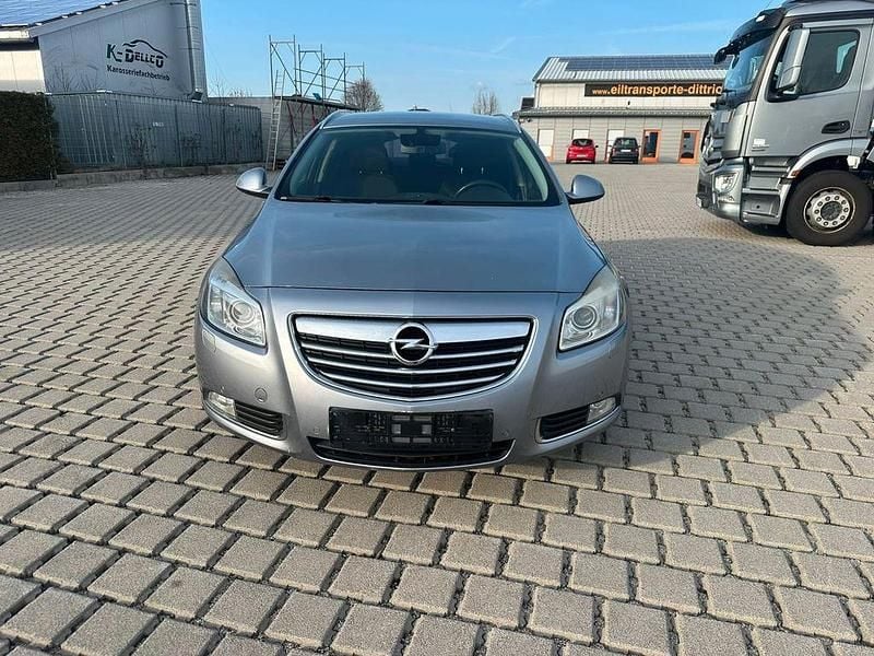 Gebraucht Opel Insignia 160 PS (117 kW) 2009 Silber Kombi