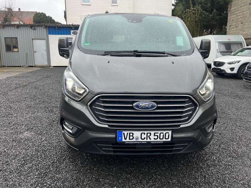 Gebraucht Ford Transit Custom Titanium 185 PS (136 kW) 2021 Magneticgrau (metallic) Van
