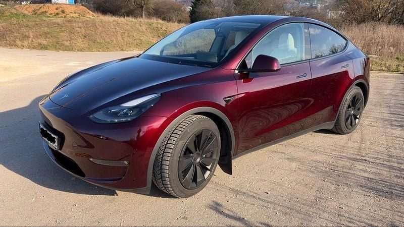 Gebraucht Tesla Model Y Long Range AWD 378 kW (514 PS) 2023 Rot SUV