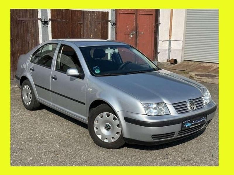 Gebraucht VW Bora 116 PS (85 kW) 2002 Silber Limousine