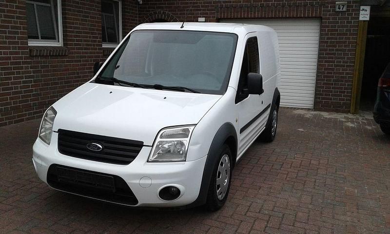 Weiß Gebraucht 2012 Ford Transit Trend Van / Kleinbus | 3.999 € (Guter Preis) - Bild 1/4