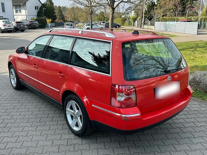 Gebraucht VW Passat 163 PS (119 kW) 2005 Rot Kombi
