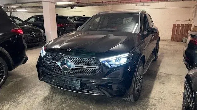 Neu Mercedes GLC300e Premium Plus 204 PS (150 kW) 2026 Schwarz SUV