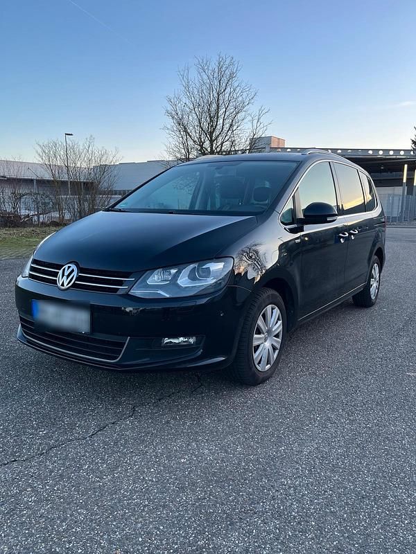 Gebraucht VW Sharan 150 PS (110 kW) 2013 Schwarz Van / Kleinbus