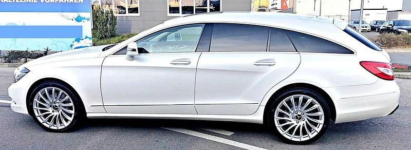 Weiß Gebraucht 2013 Mercedes CLS350 Shooting Brake Kombi | 13.900 € (Fairer Preis) - Bild 1/4