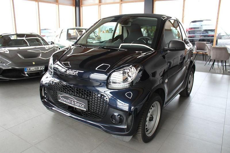Schwarz Gebraucht 2022 Smart ForTwo Electric Drive Coupé | 9.990 € (Superpreis) - Bild 1/4