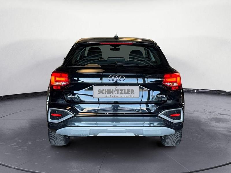 Używany Audi Q2 Advanced 150 KM (110 kW) 2025 Czarny SUV