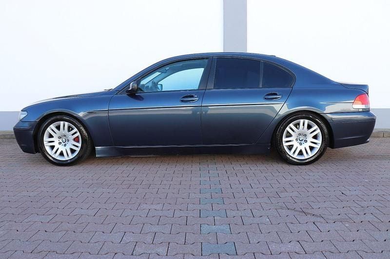 Gebraucht BMW 735 Shadowline 272 PS (200 kW) 2004 Blau Limousine