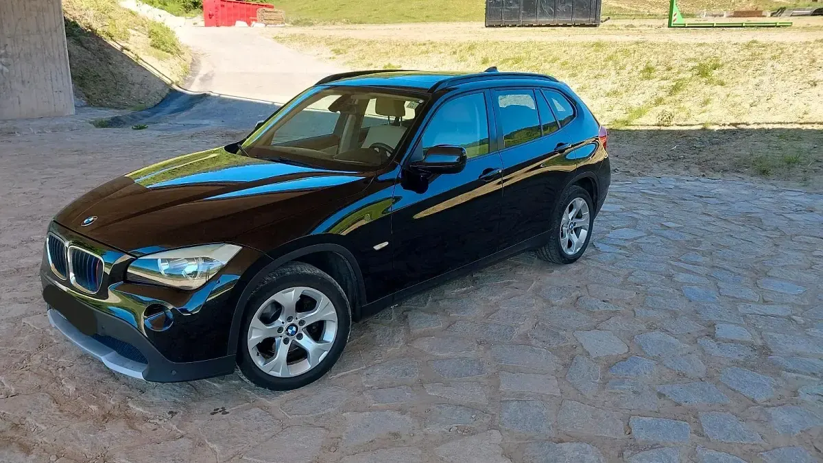 Second-hand BMW X1 177 CP (130 kW) 2010 Negru SUV