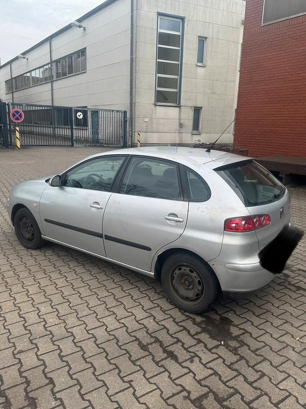 Gebraucht Seat Ibiza 63 PS (46 kW) 2004 Grau Kleinwagen