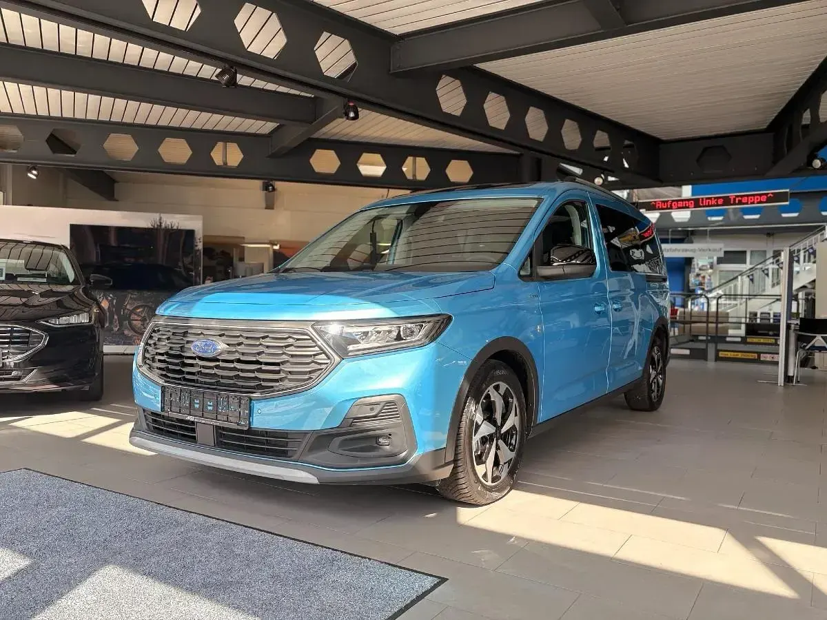 Neu Ford Grand Tourneo Connect Active 122 PS (89 kW) 2026 Boundless blue metallic Van / Kleinbus