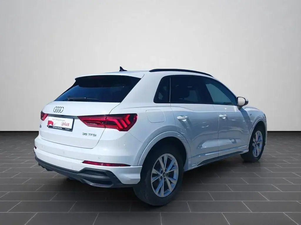 Gebraucht Audi Q3 S-Line 150 PS (110 kW) 2025 Gletscherweiß metallic SUV