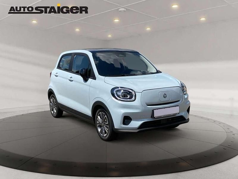 Neu Leapmotor T03 69 kW (95 PS) 2025 Blau Kleinwagen