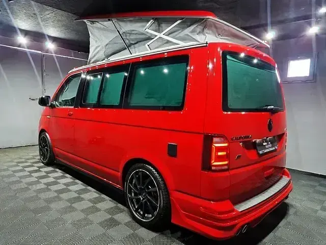 Gebraucht VW California Edition 204 PS (150 kW) 2018 Kirschrot Van