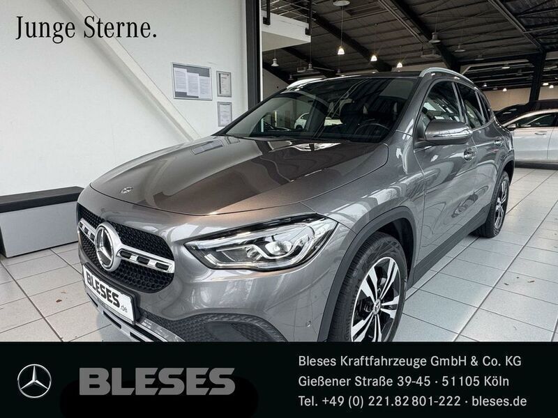 Lack mountaingrau Gebraucht 2020 Mercedes GLA250 Style SUV | 34.455 € (Fairer Preis) - Bild 1/4