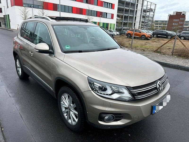 Second-hand VW Tiguan 160 CP (117 kW) 2012 Maro SUV