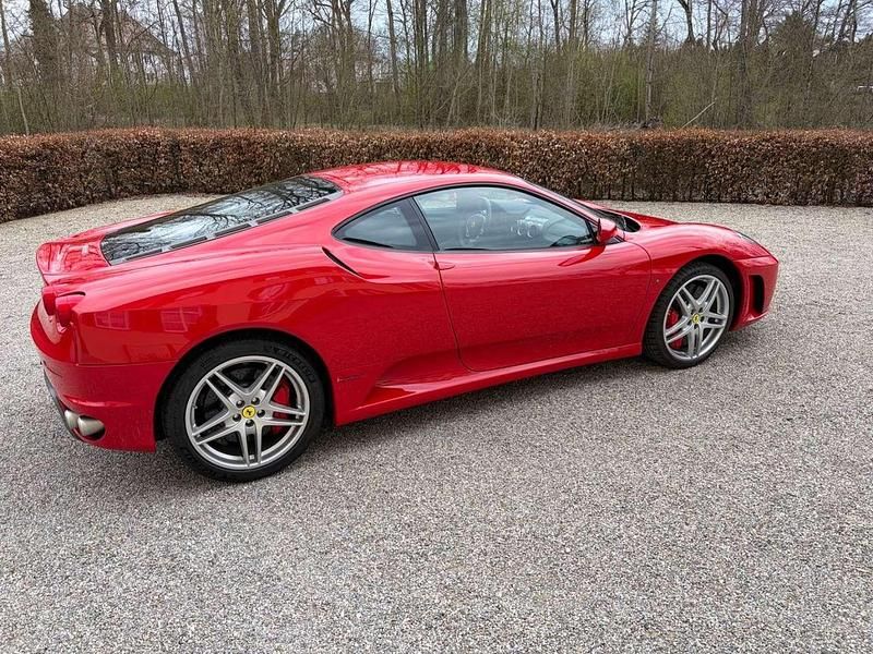 Second-hand Ferrari F430 489 CP (359 kW) 2008 Roșu Coupe