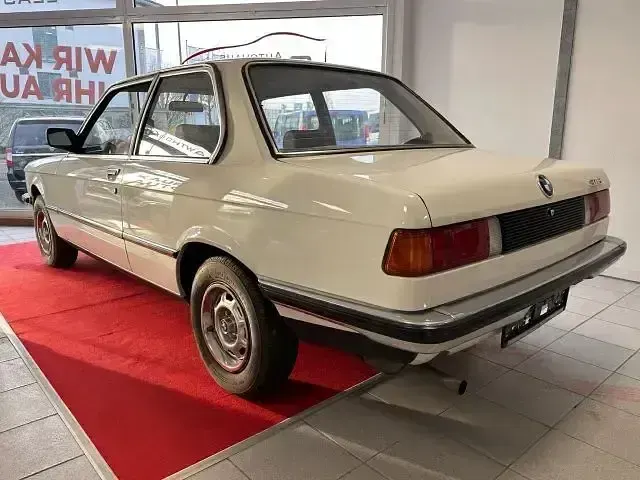 Gebraucht BMW 316 90 PS (66 kW) 1981 Bmwalpinweiß Limousine