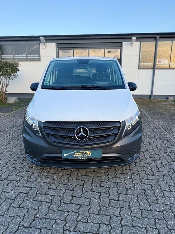 Gebraucht Mercedes Vito 114 PS (83 kW) 2017 Weiß Van