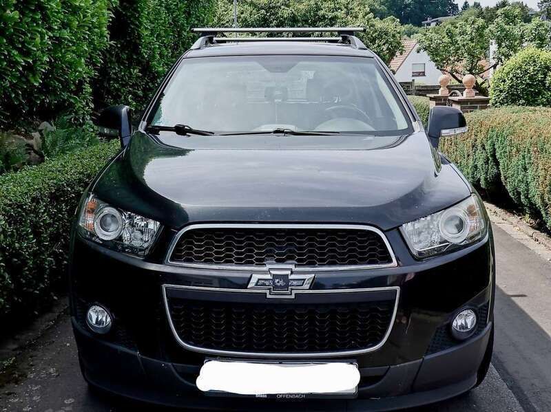 Schwarz Gebraucht 2013 Chevrolet Captiva LT SUV | 6.900 € (Teuer) - Bild 1/4