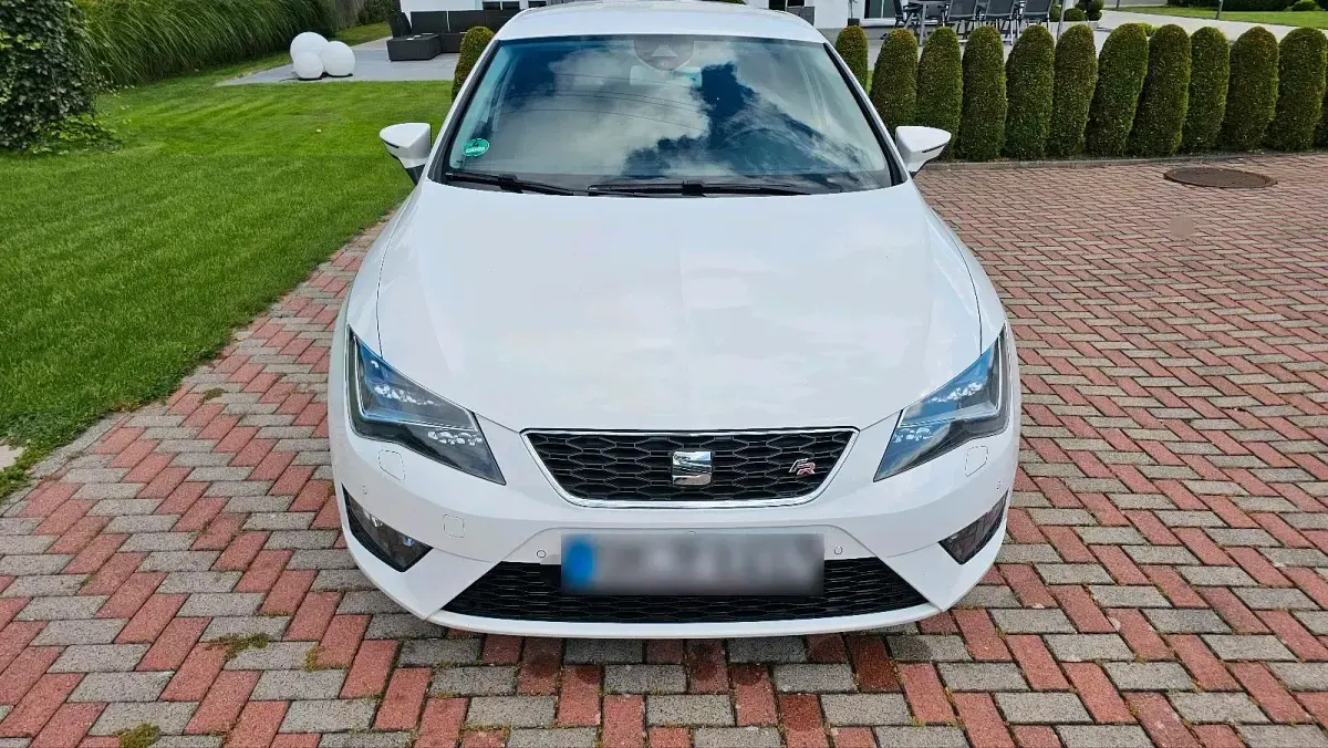 Gebraucht Seat Leon FR 150 PS (110 kW) 2013 Weiß Limousine