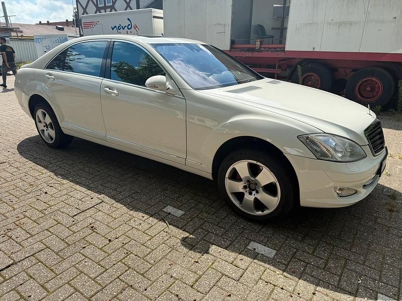 Gebraucht Mercedes S420 320 PS (235 kW) 2008 Weiß Limousine
