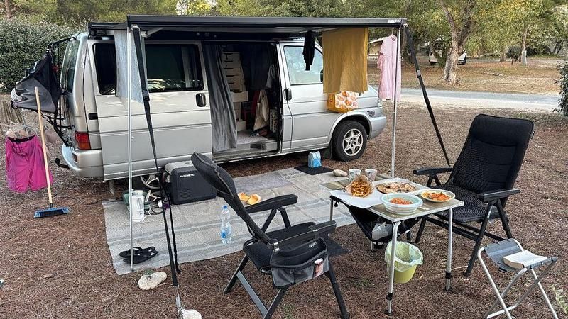 Gebraucht VW T4 102 PS (75 kW) 2001 Grau Van