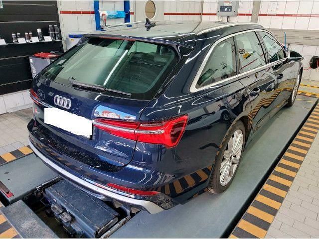 Gebraucht Audi S6 Basis 344 PS (253 kW) 2023 Firmamentblau metallic Kombi