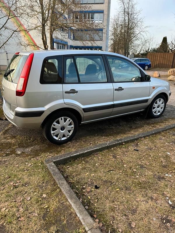 Gebraucht Ford Fusion 80 PS (58 kW) 2006 Kleinwagen