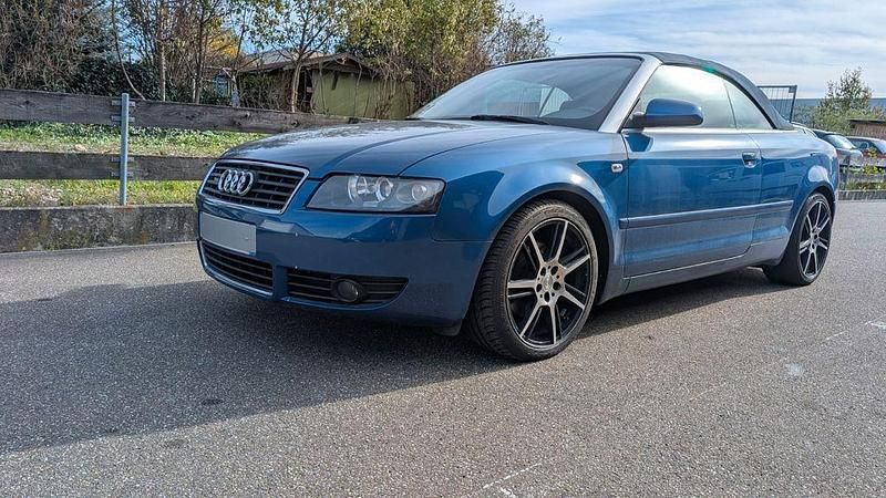 Blau Gebraucht 2003 Audi Cabriolet Cabrio | 2.900 € - Bild 1/4