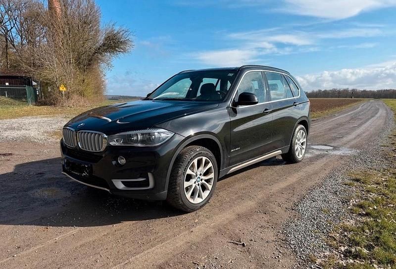 Second-hand BMW X5 Performance 313 CP (230 kW) 2016 Negru SUV