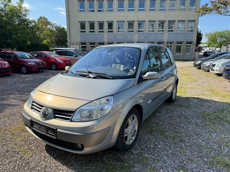 Beige Gebraucht 2005 Renault Scénic II Privilege Van / Kleinbus | 2.999 € (Teuer) - Bild 1/4